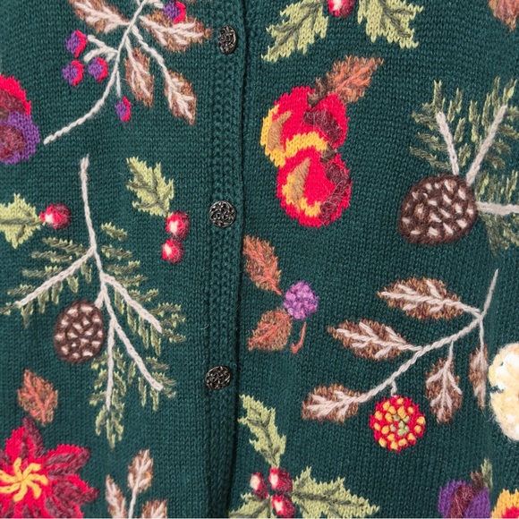 Northern Isles Botanical Cardigan - Picture 4 of 9